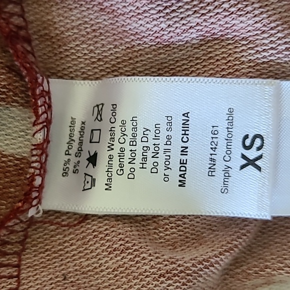 LLR LuLaRoe Jane Sweatshirt Red & Gray Stripes Sz XS - Picture 4 of 4
